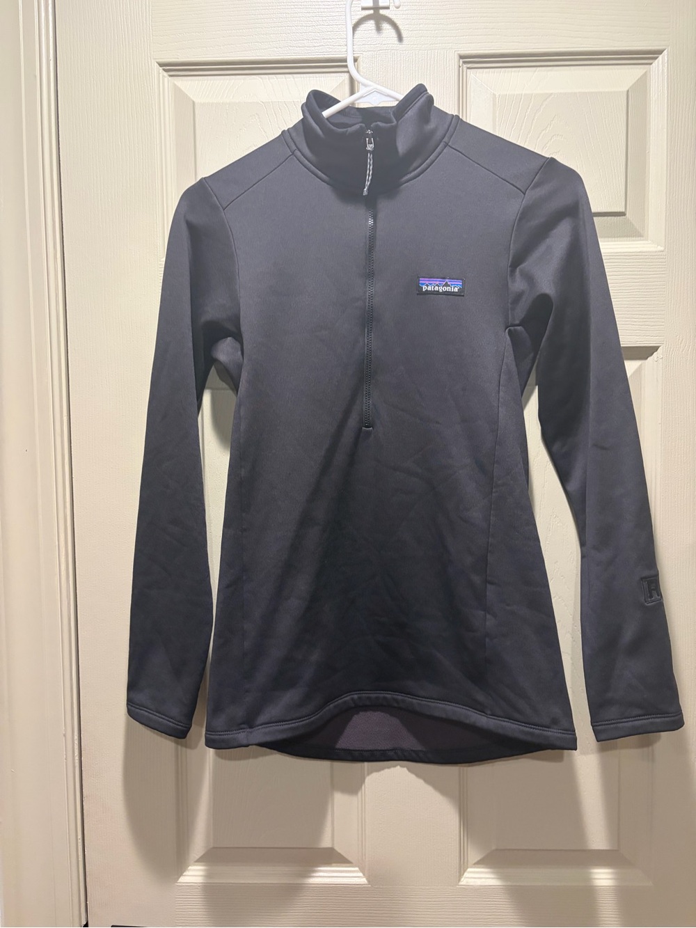 Patagonia Women's Half-Zip Pullover - Charcoal Gray